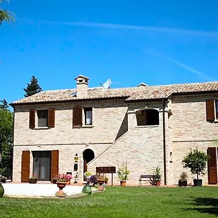 La Finestra Sul Conero Oda ve Kahvaltı Castelfidardo